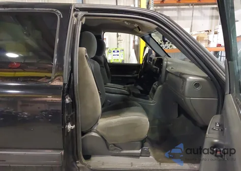 2005 Chevrolet Silverado 1500 Z71 z USA, uszkodzony, nr VIN 1GCEK19Z65Z145182